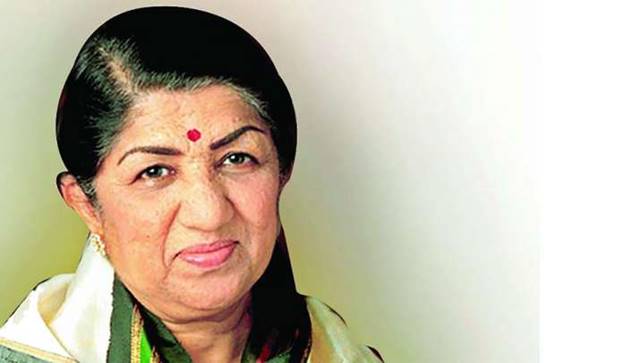 DAV PAID TRIBUTE TO MELODY QUEEN LATA MANGESHKAR