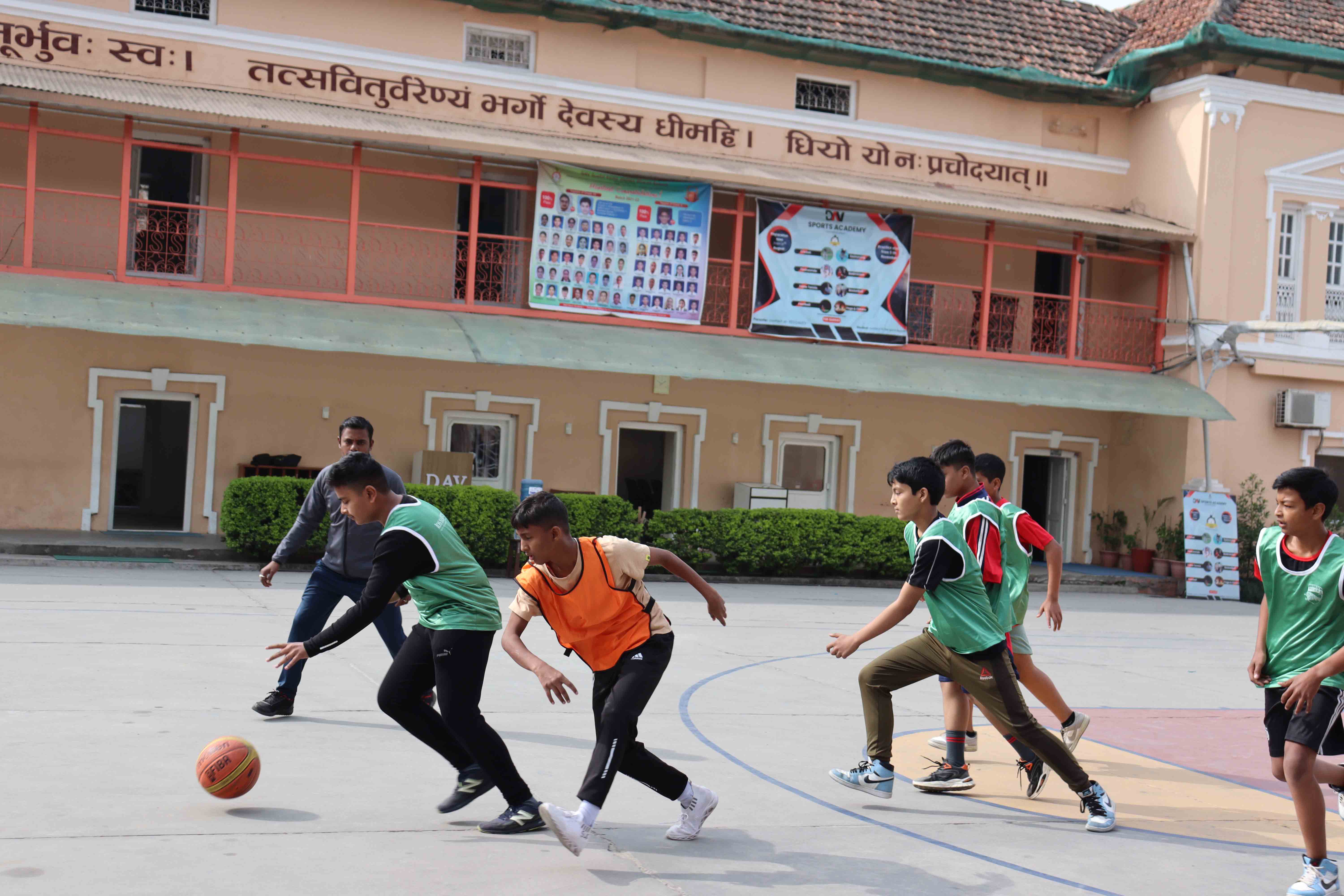 Inter House Basketball Tournament in Middle School