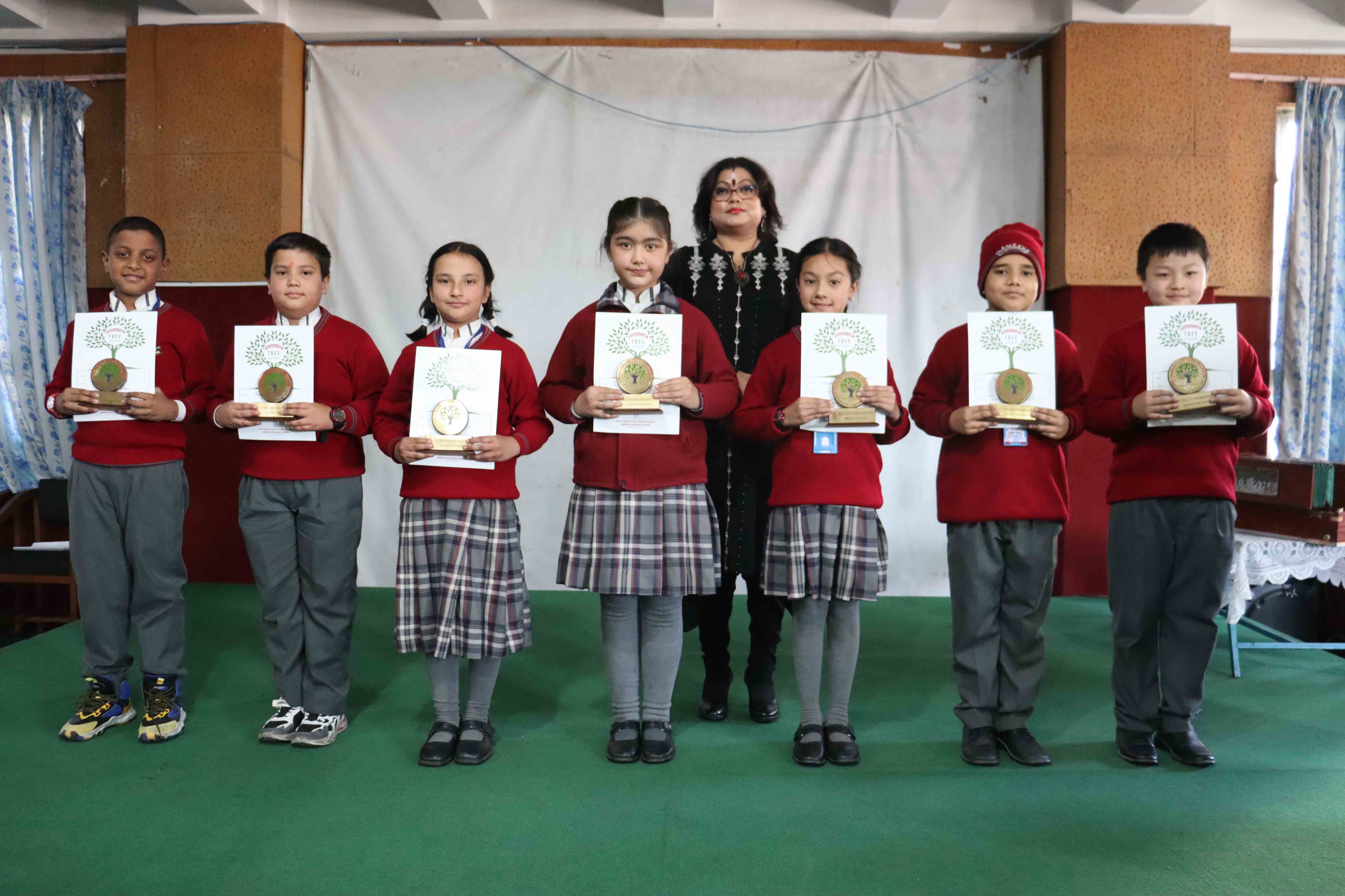 Winners of Character Tree Award Honoured in the Assembly