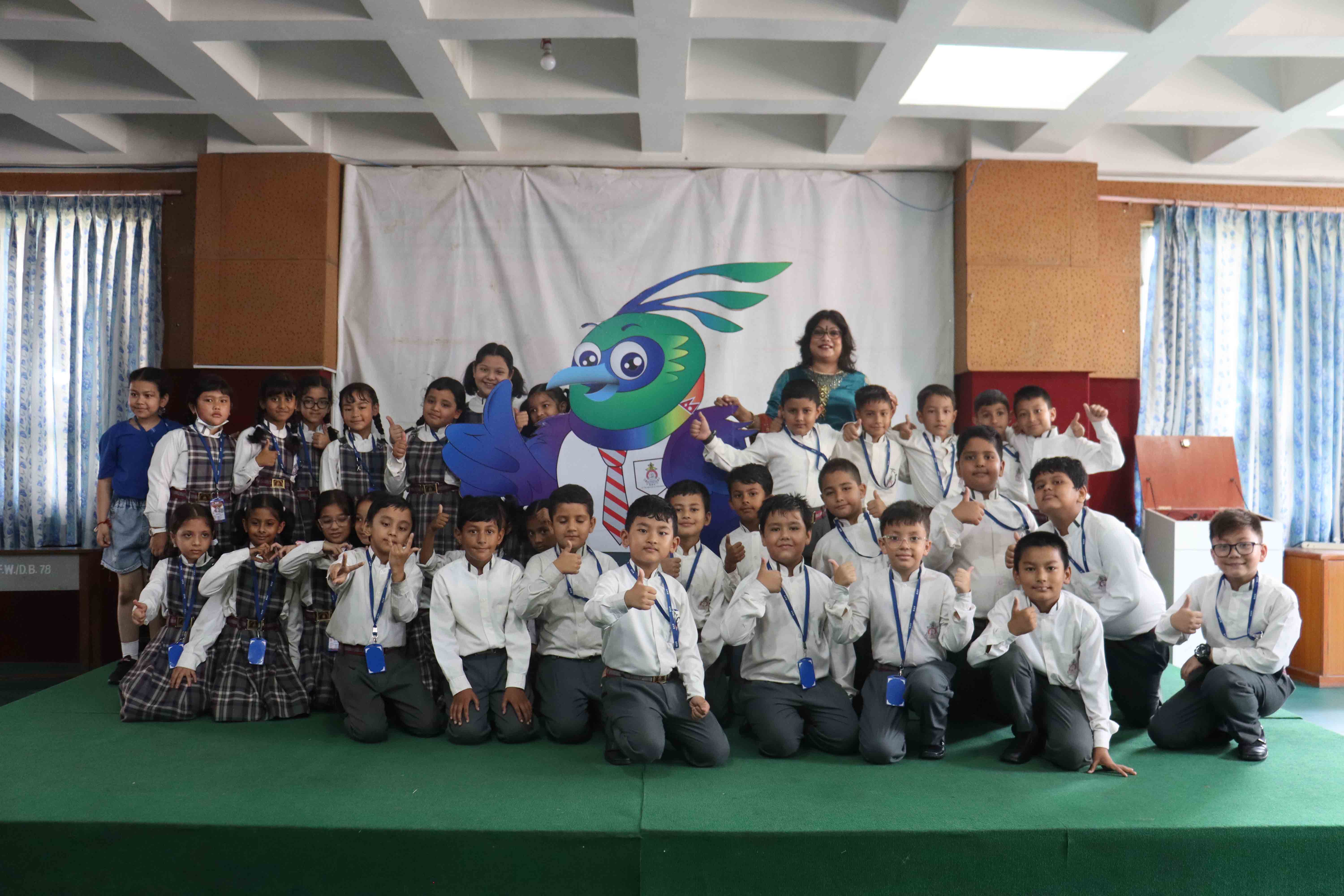 Display Team Introduces a Captivating DAV Mascot in the School Spirit
