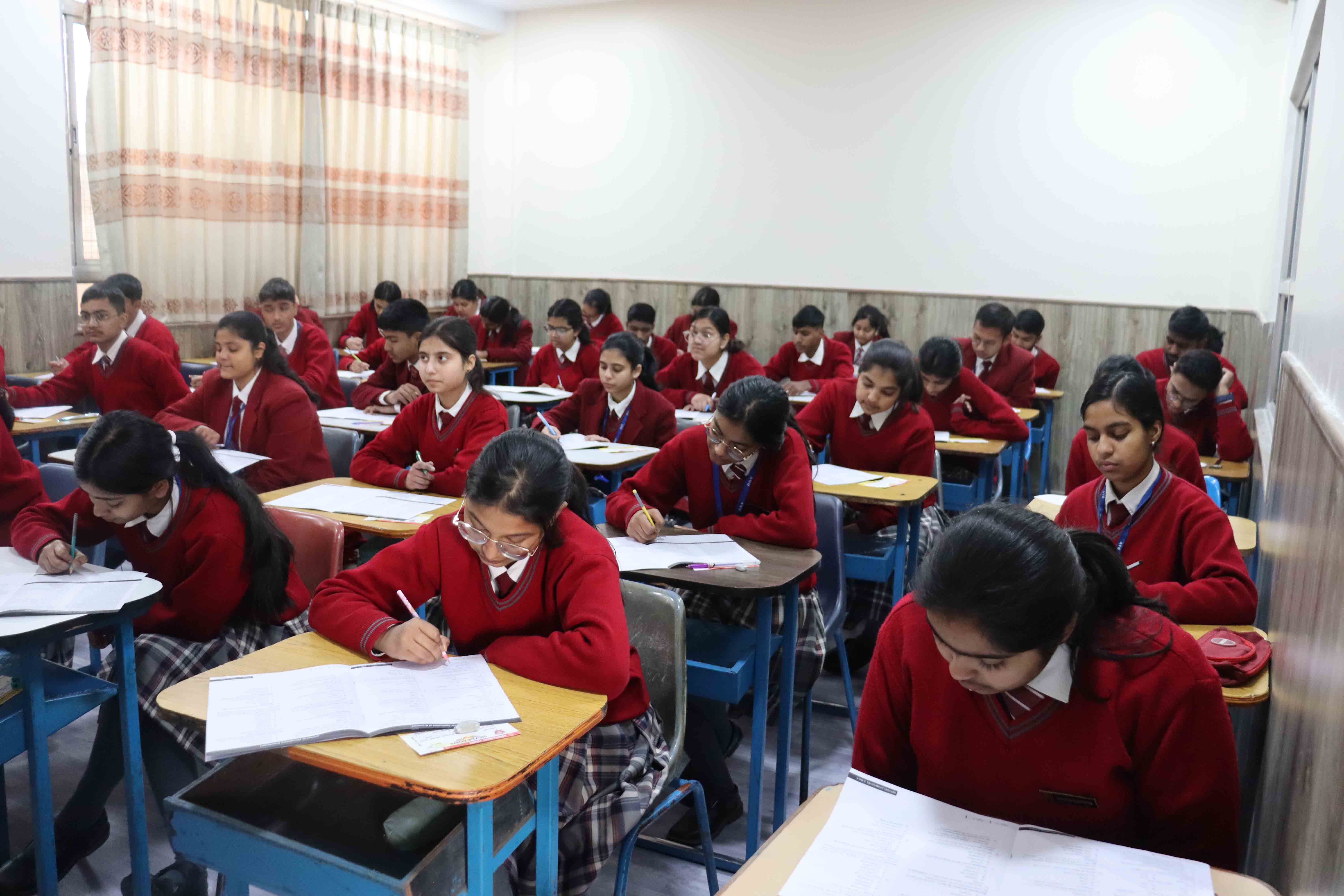 Second Level International English Olympiad Held