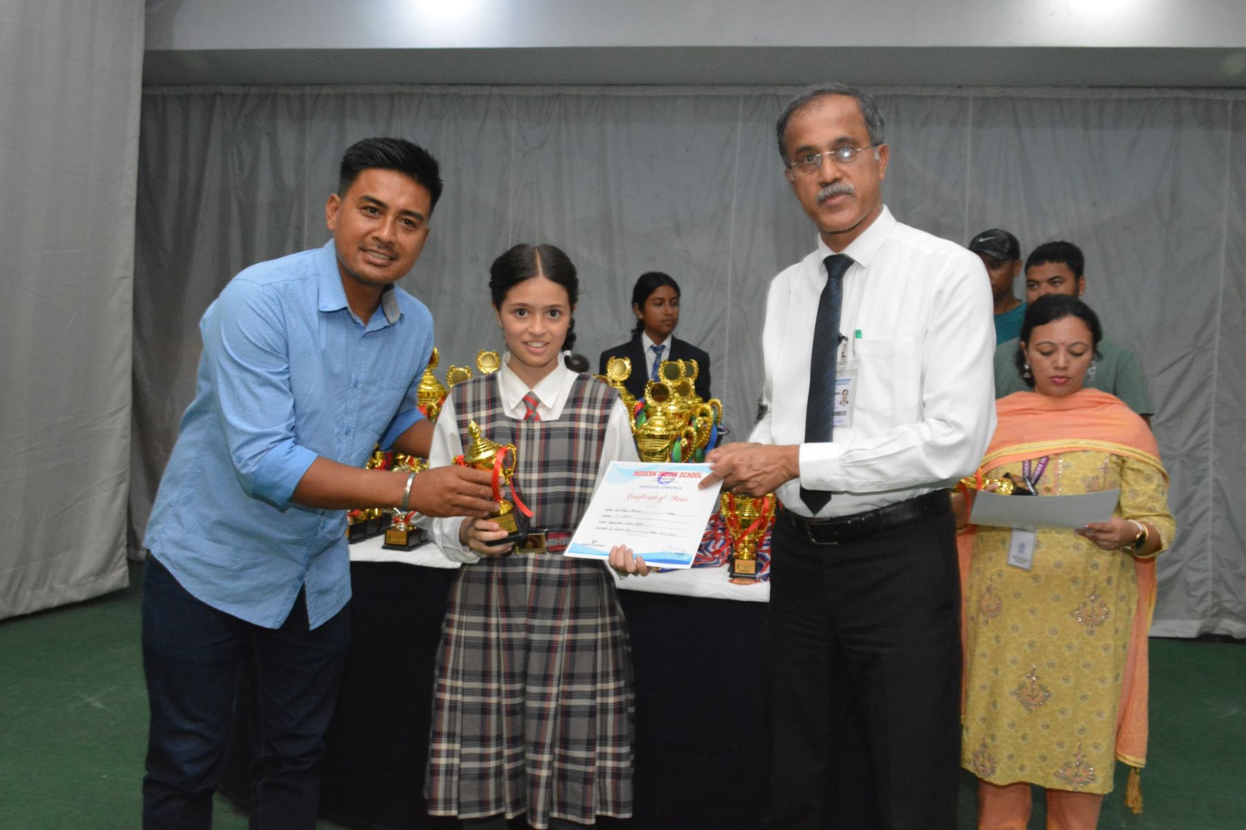 Exceptional Performance of DAV Girls in MIS Badminton Cup, 2024
