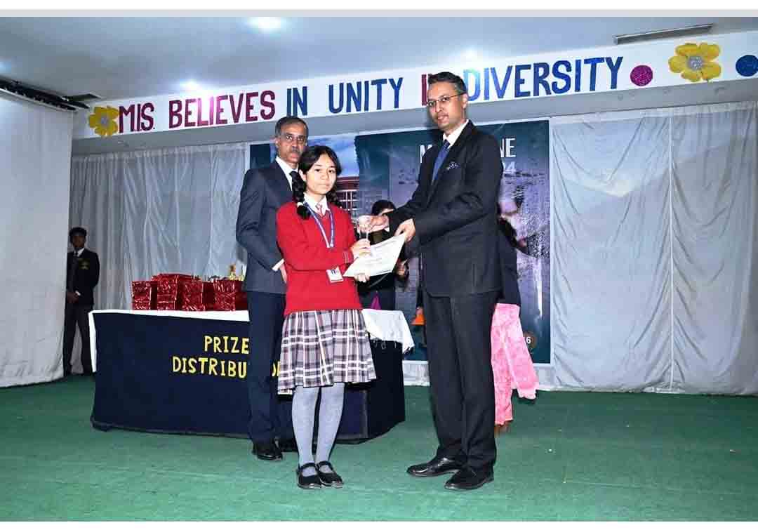 Smeera Honoured in Award Ceremony of MIS