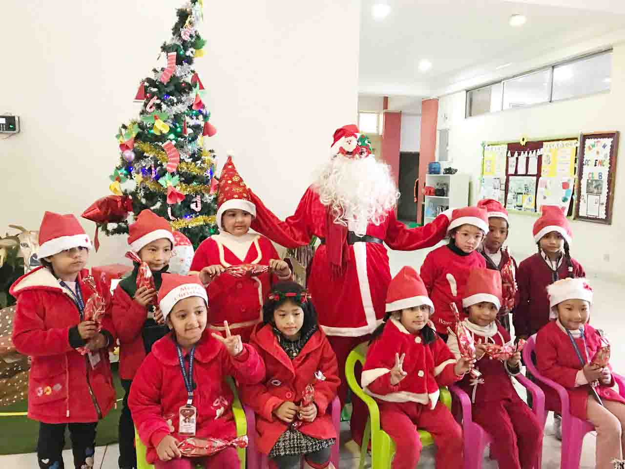 Fun and Festive Christmas Celebration at DAV Kindergarten