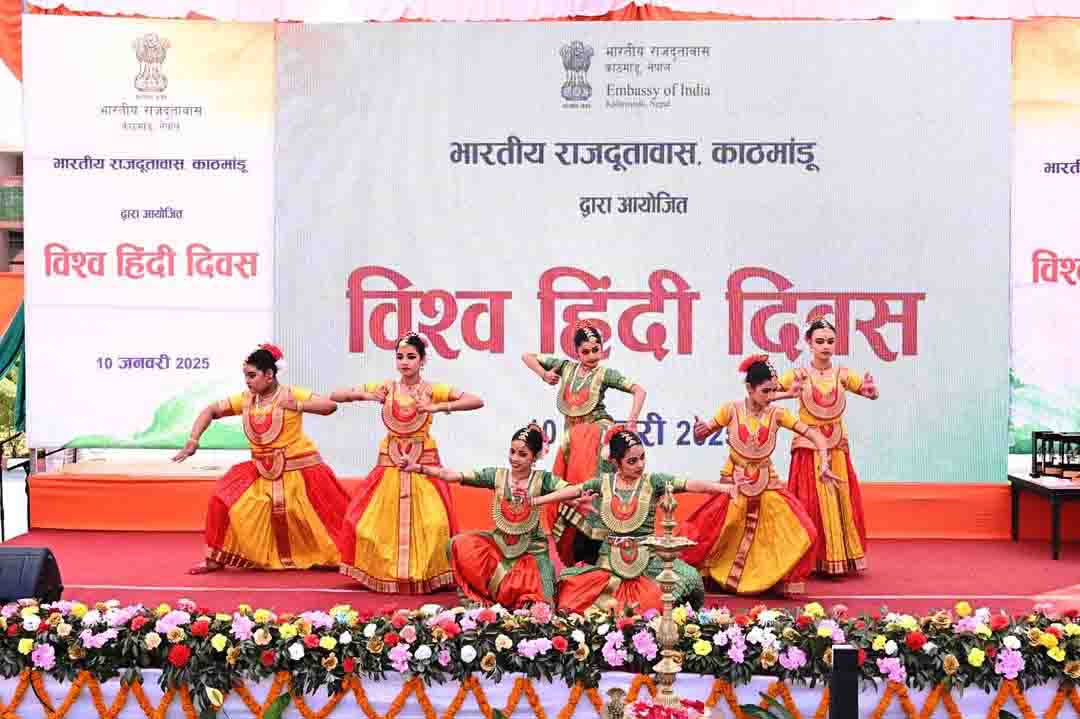 DAV Students Shine at International Hindi Day Celebration