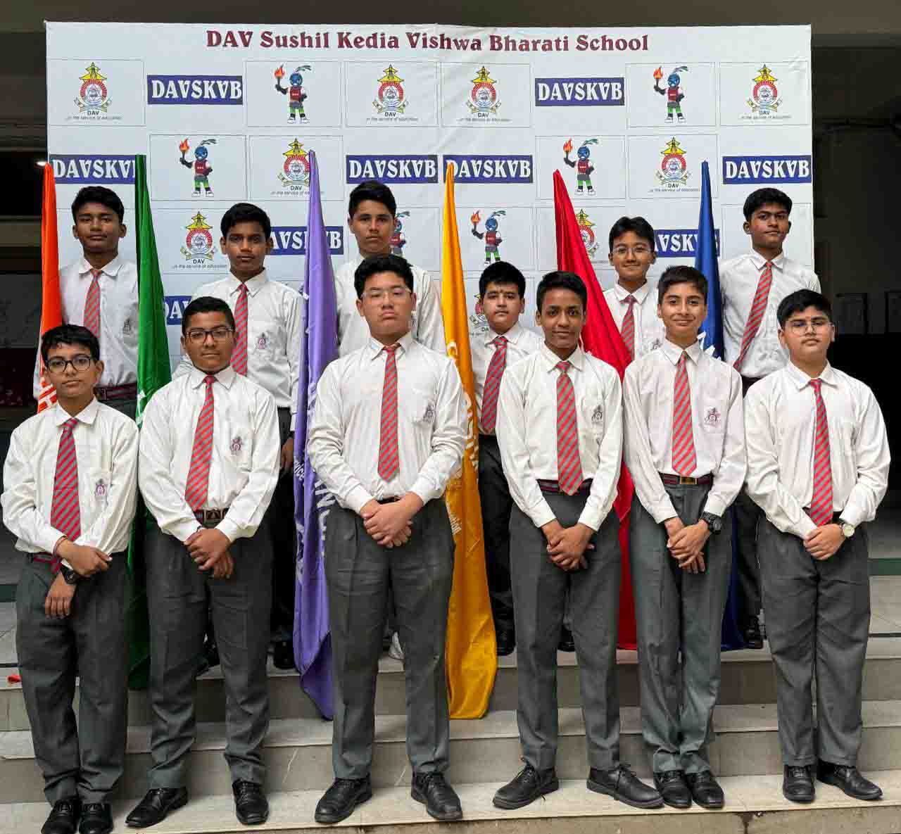 Election Campaign in Middle School and Voting in Senior School