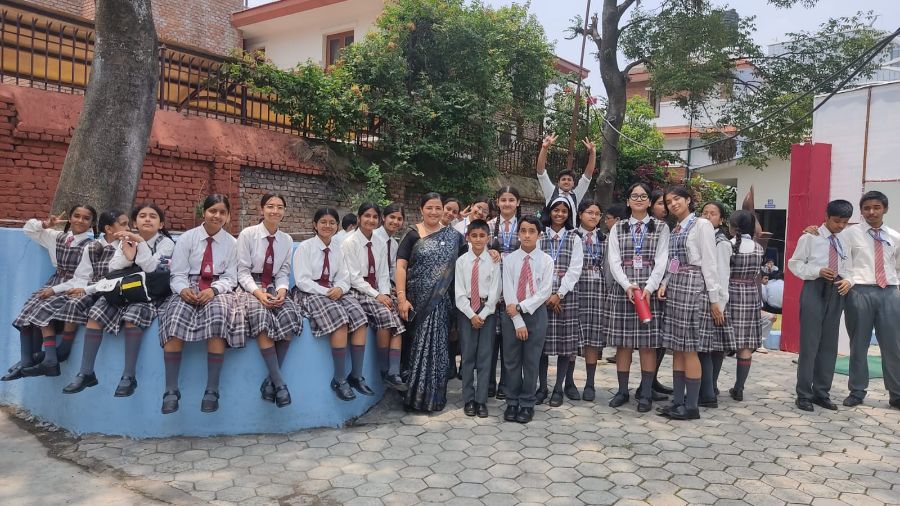 51 Students from Grades V to XII Visit National Art Exhibition