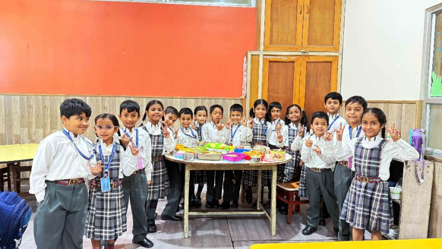 Sharing Programme for Junior School Students