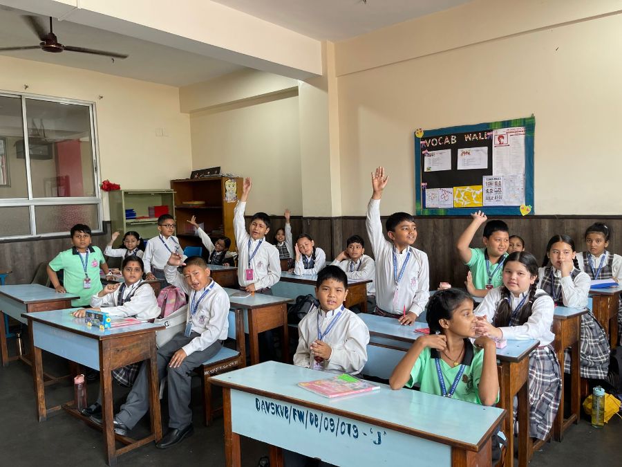 Science Riddles Solving Competition Sparks Curiosity among Junior Students