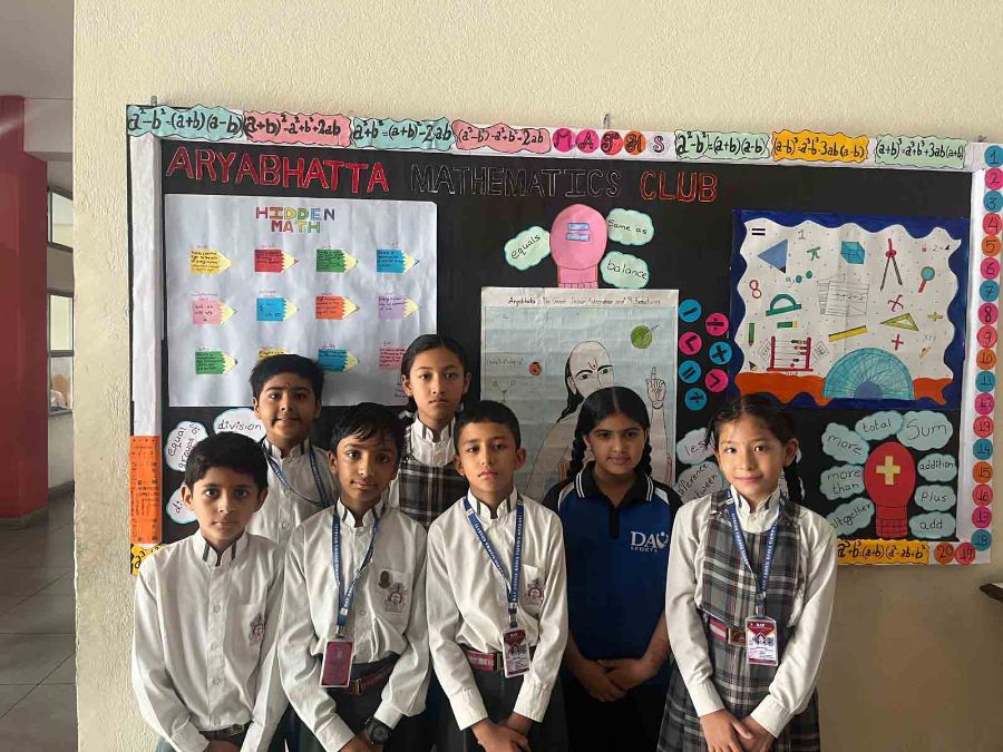 Club Bulletin Board Decoration Competition Held at Junior School