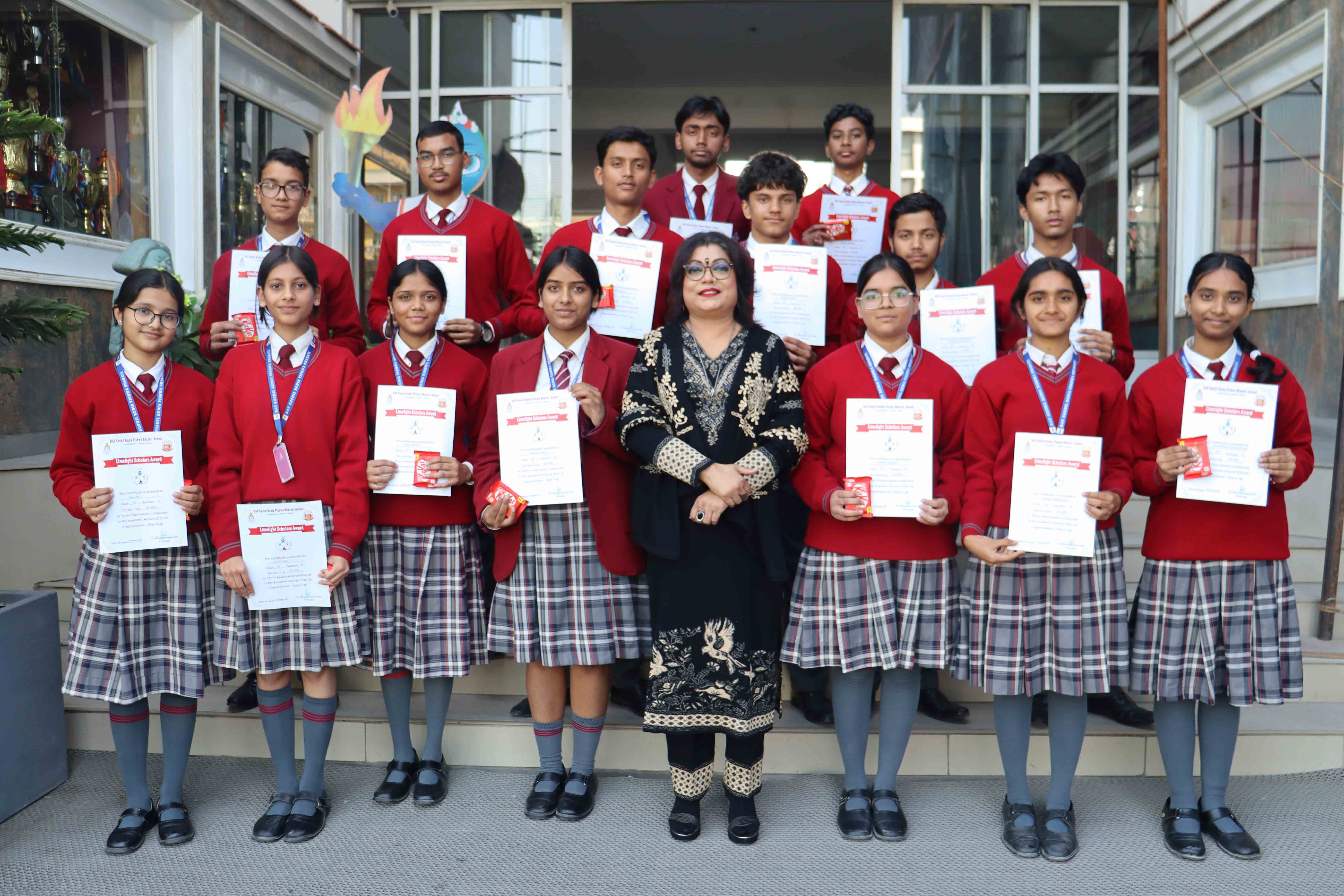 Principal Bestows Limelight Scholar Awards in Senior School Highest Scorers of Term I Examination 2025 Honoured