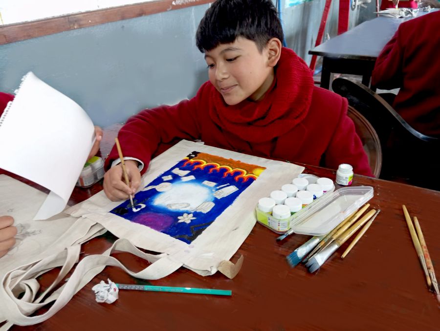 Tote Bag Painting Art Olympiad for Grades VII, VIII, and IX Students