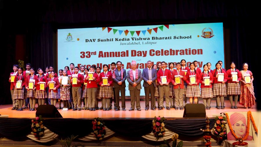 Celebration of the 33rd Annual Day and Excellence Award Ceremony: Chairperson Acknowledges the Invaluable Role of Parents in Students’ Success