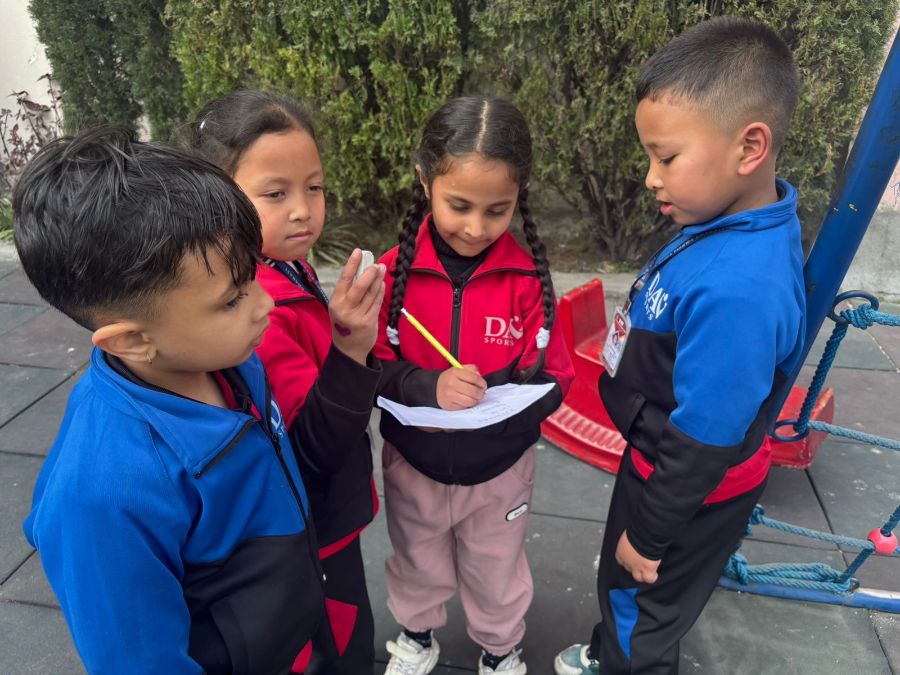 Shapes Detective Competition for Grade I and II Students