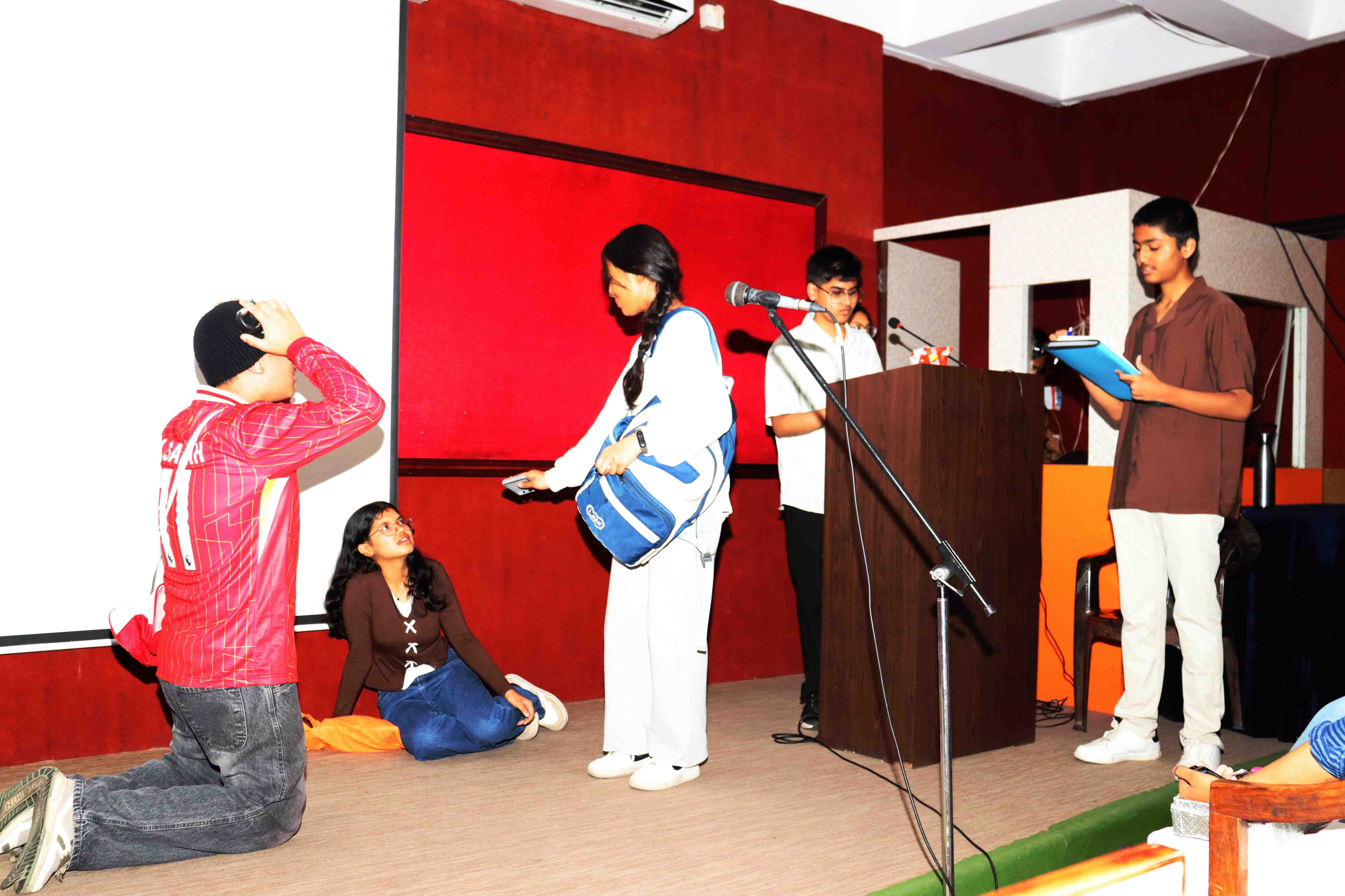 Inter-House Role Play on the Survival Situation Challenge