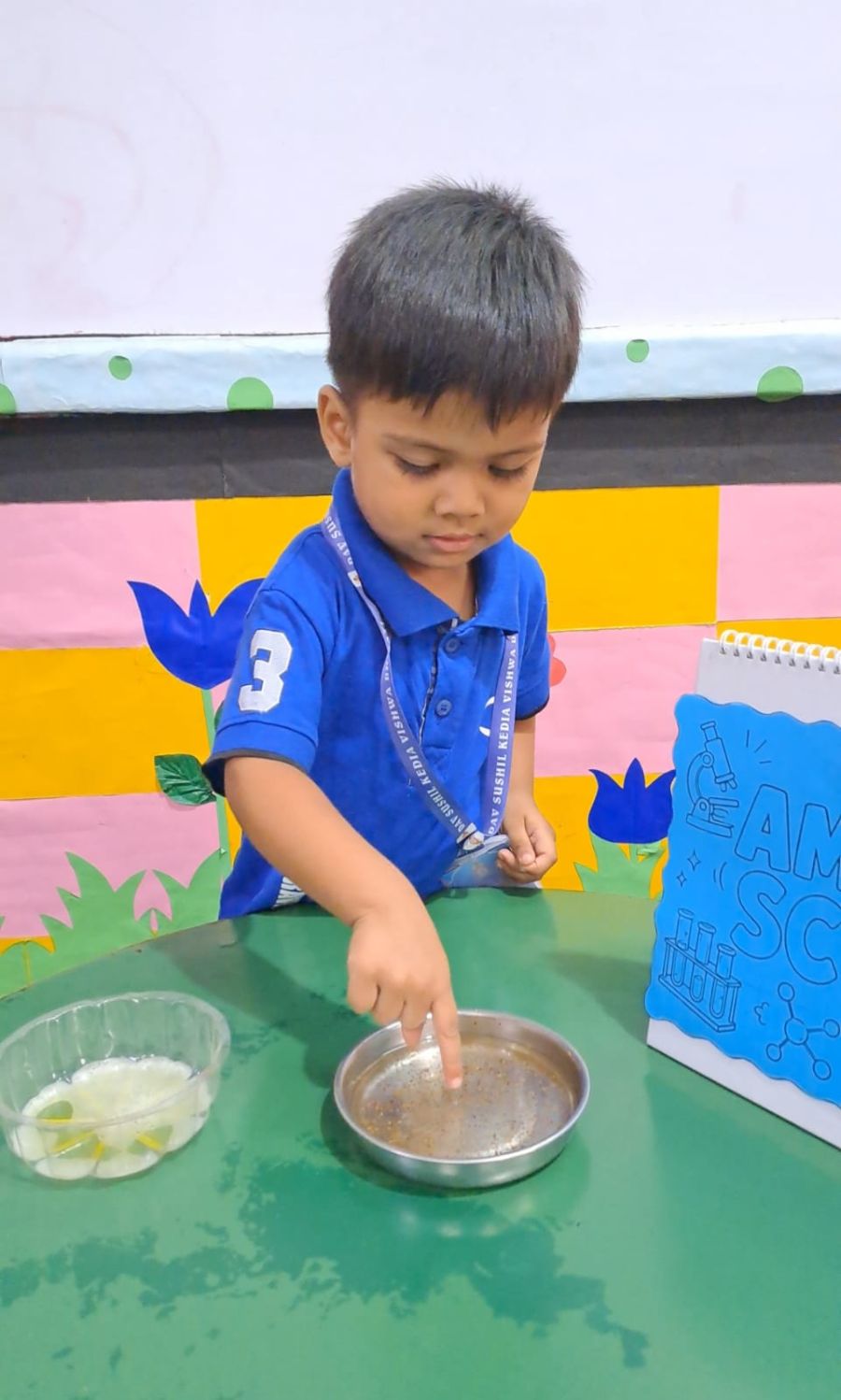 Amazing Science Activity Sparks Curiosity at DAV Kindergarten