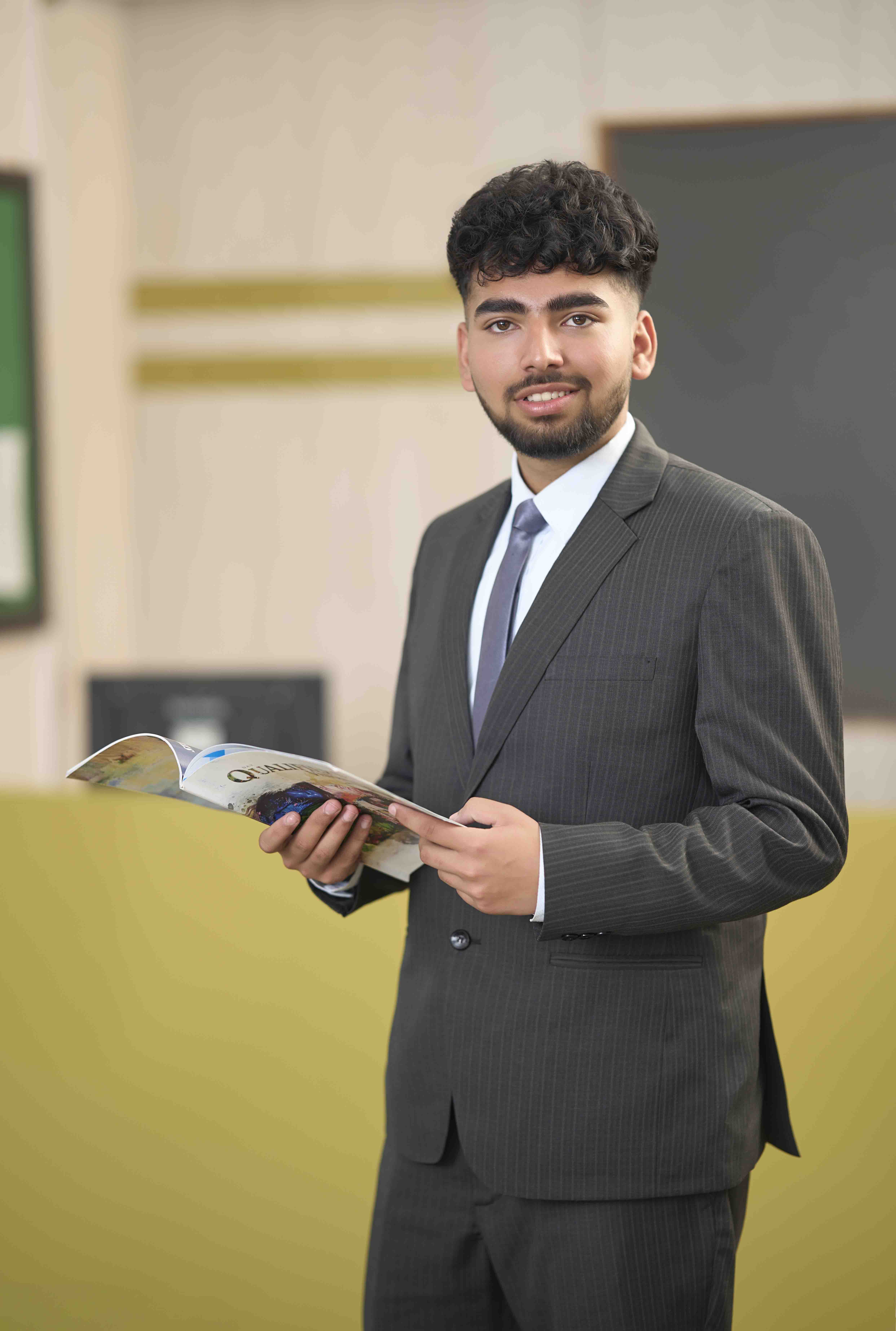 student-img3